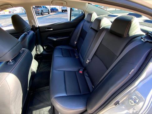 Used 2022 Nissan Altima 2.5 SR image 19