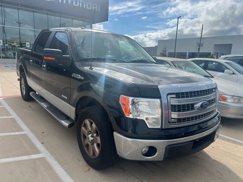 Used 2014 Ford F150 XLT w/ Equipment Group 302A Luxury image 5