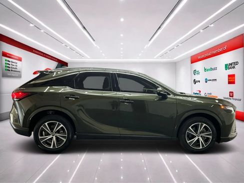 Used 2024 Lexus RX 350 Premium w/ Accessory Package (Z1) FWD image 8