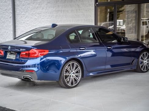 Used 2018 BMW 540i image 9