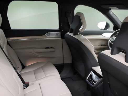 New 2026 Volvo EX90 Ultra AWD/4WD image 26