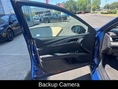 Used 2025 Toyota Camry SE w/ Convenience Package FWD image 12