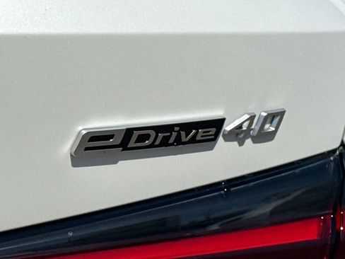New 2026 BMW i4 eDrive40 w/ Premium Package image 10