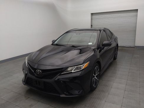 Used 2018 Toyota Camry SE image 15