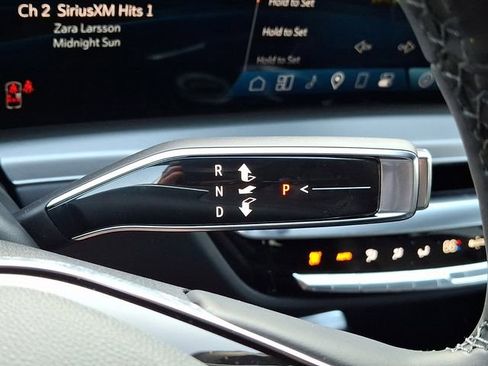 New 2026 Cadillac Lyriq Signature Sport AWD/4WD image 10