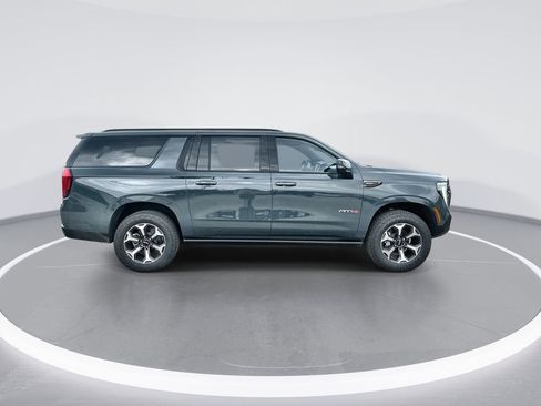 New 2026 GMC Yukon XL AT4 Ultimate AWD/4WD image 9