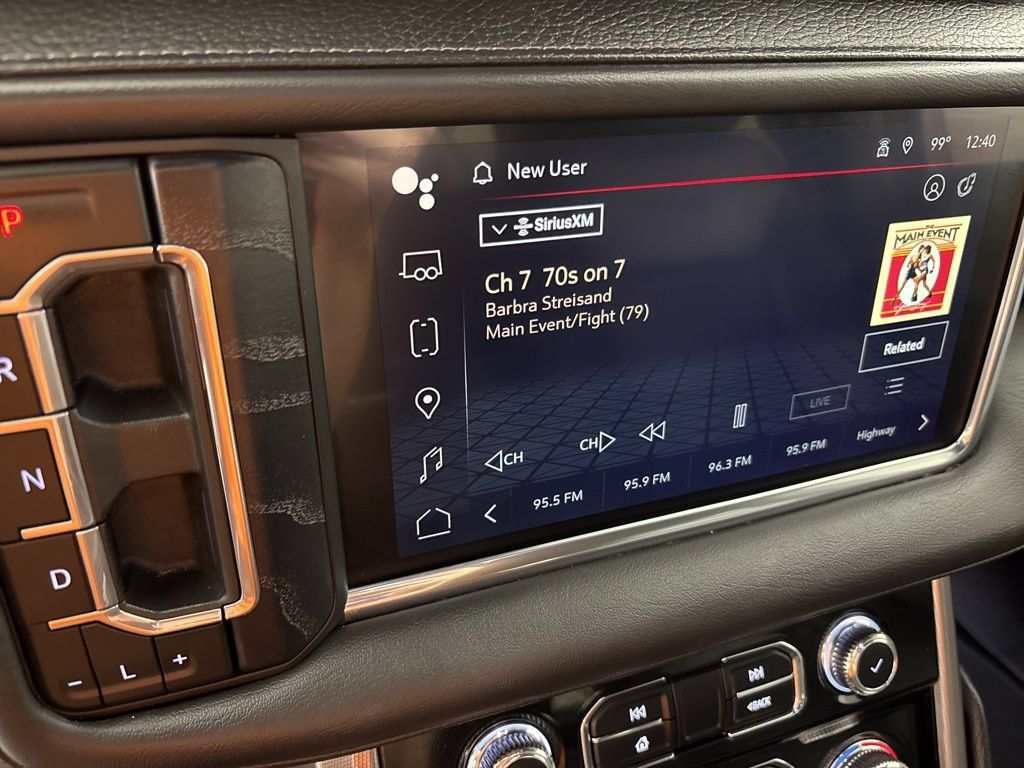 Used 2024 GMC Yukon XL Denali AWD/4WD image 38