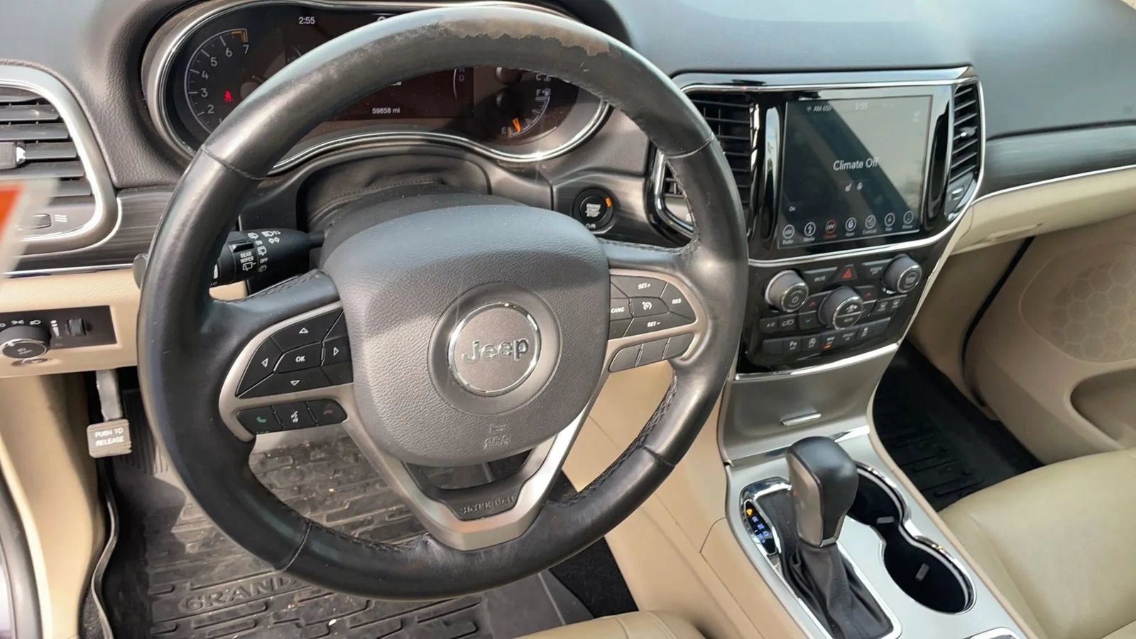 Used 2019 Jeep Grand Cherokee Limited AWD/4WD image 9