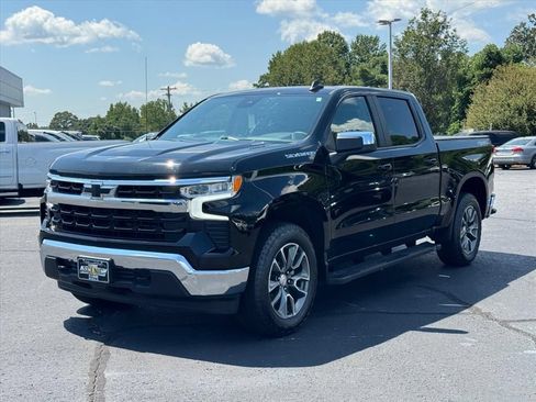 Used 2025 Chevrolet Silverado 1500 LT AWD/4WD image 7