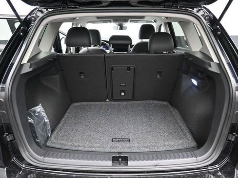 New 2026 Volkswagen Taos SE AWD/4WD image 12
