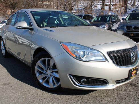 Used 2014 Buick Regal image 4