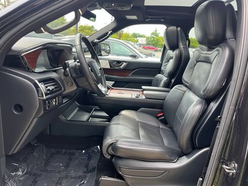 Used 2023 Lincoln Navigator L Reserve AWD/4WD image 24