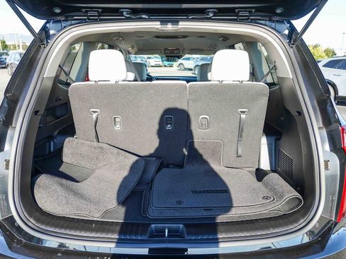 Used 2023 Kia Telluride S image 26