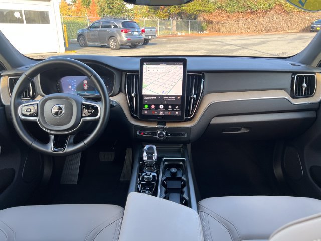 Used 2026 Volvo XC60 B5 Plus AWD/4WD image 11