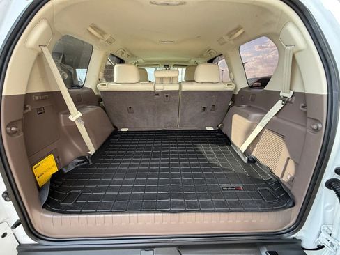 Used 2014 Lexus GX 460 w/ Premium Package AWD/4WD image 31