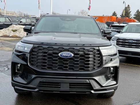 New 2026 Ford Explorer ST-Line image 2