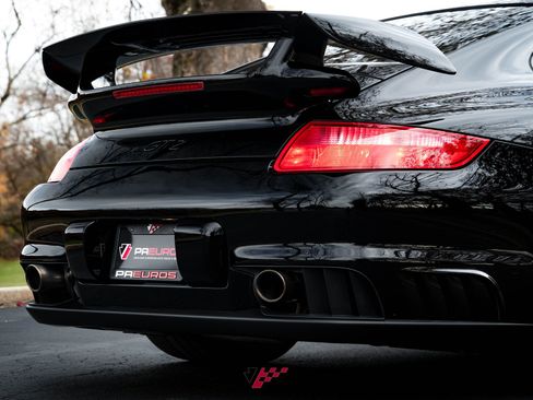 Used 2008 Porsche 911 GT2 RWD image 23