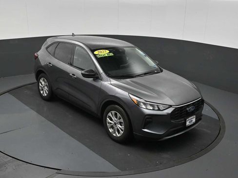 Used 2025 Ford Escape Active FWD image 36