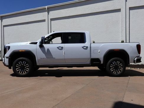 New 2026 GMC Sierra 2500 Denali Ultimate w/ Max Trailering Package AWD/4WD image 3