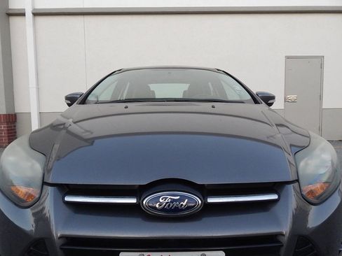 Used 2014 Ford Focus Titanium image 9