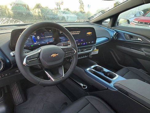 New 2026 Chevrolet Equinox EV LT FWD image 3