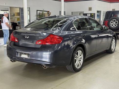 Used 2011 INFINITI G25 x w/ Moonroof Pkg AWD/4WD image 2