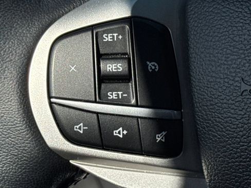 Used 2023 Ford Explorer XLT w/ Equipment Group 202A AWD/4WD image 35