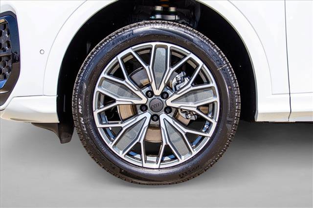 New 2026 Audi Q5 Premium Plus AWD/4WD image 9