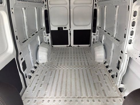 Used 2025 RAM ProMaster 2500 w/ Convenience Group FWD image 20