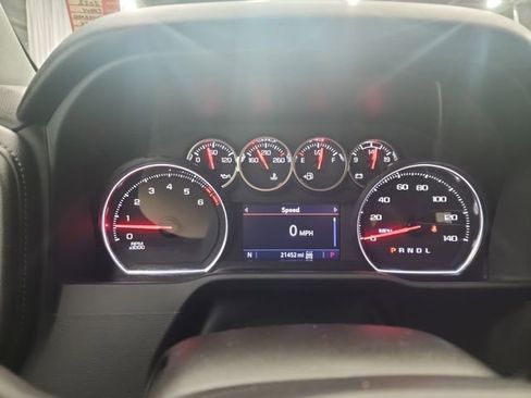 Used 2022 Chevrolet Silverado 2500 LT w/ Convenience Package image 26