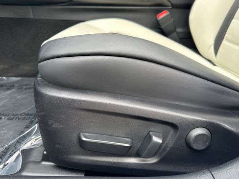Used 2022 Lexus IS 350 F Sport w/ Accessory Package RWD image 14