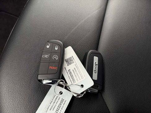 New 2026 Jeep Compass Limited image 27