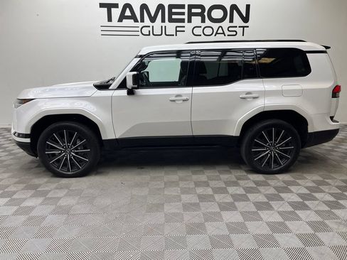 Used 2025 Lexus GX 550 w/ Cold Area Package AWD/4WD image 6
