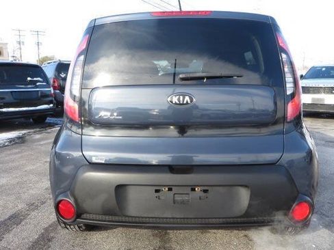 Used 2015 Kia Soul + FWD image 25