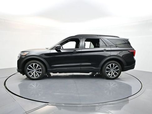 New 2025 Ford Explorer ST-Line image 4