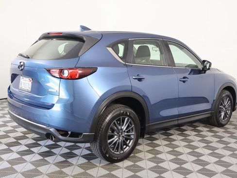 Used 2019 MAZDA CX-5 Sport FWD image 4