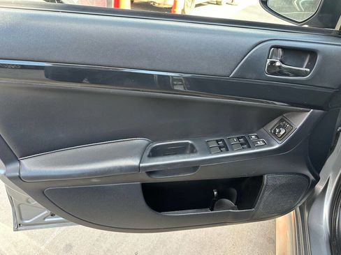 Used 2016 Mitsubishi Lancer ES image 7