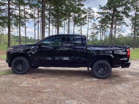 New 2025 Chevrolet Colorado W/T w/ WT Custom Package image 8