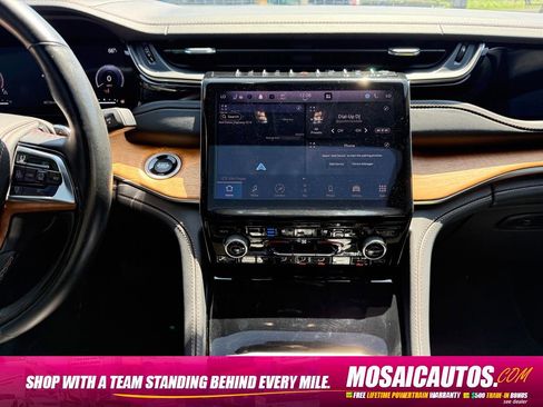 Used 2022 Jeep Grand Cherokee Summit AWD/4WD image 15