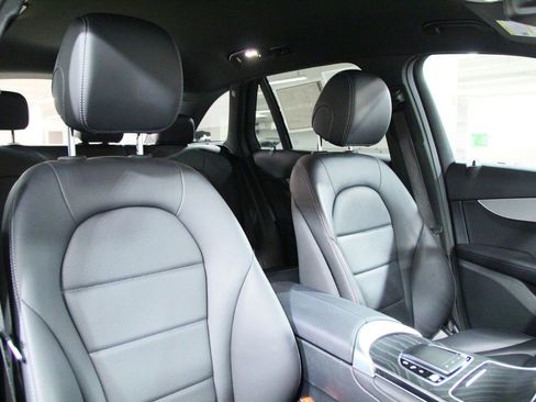 Certified 2022 Mercedes-Benz GLC 300 4MATIC image 23