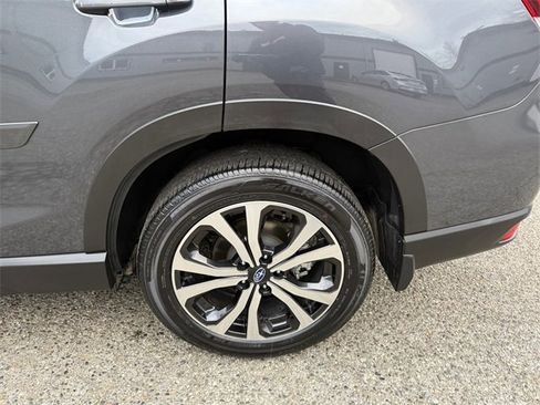 Certified 2024 Subaru Forester Limited image 24