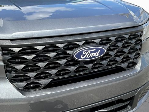Used 2025 Ford Maverick XLT w/ Equipment Group 302A AWD/4WD image 57