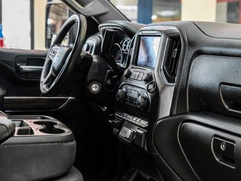 Used 2021 Chevrolet Silverado 3500 LT image 21