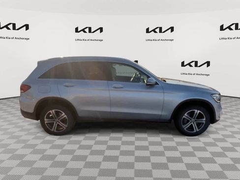 Used 2022 Mercedes-Benz GLC 300 4MATIC image 2