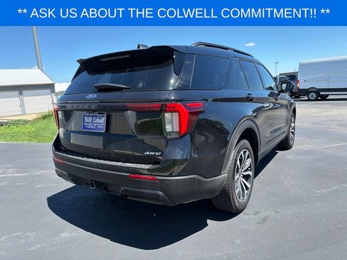 Used 2025 Ford Explorer ST-Line AWD/4WD image 4