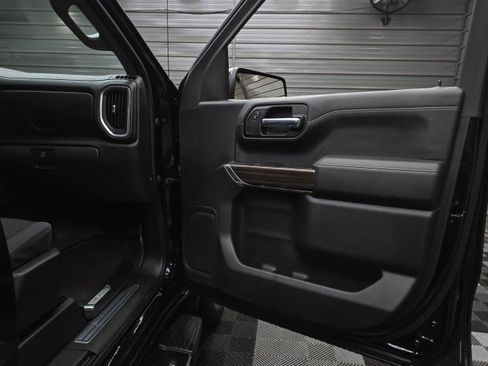 Used 2021 Chevrolet Silverado 1500 LT w/ Z71 Off-Road Package AWD/4WD image 33