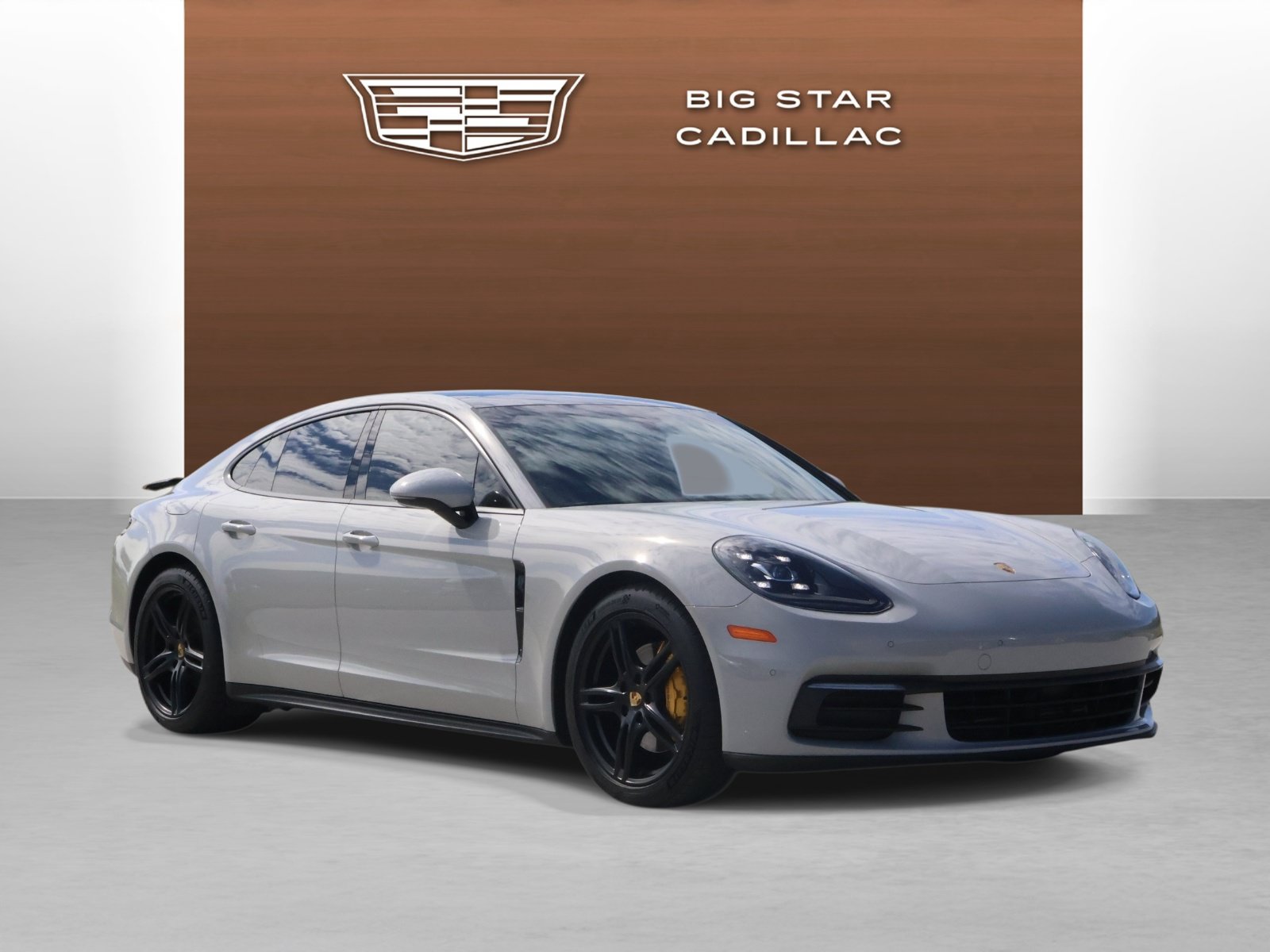 Used 2018 Porsche Panamera 4 AWD/4WD image 7
