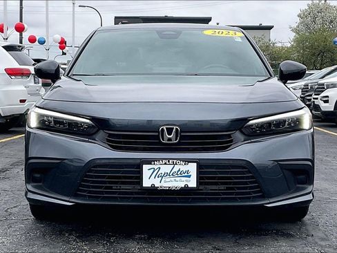 Used 2023 Honda Civic Sport image 2