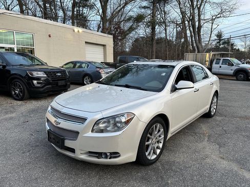 Used 2011 Chevrolet Malibu LTZ w/ HFV6 Engine Package image 12