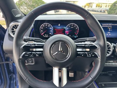 Certified 2024 Mercedes-Benz GLB 250 image 24